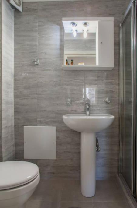 Newly Reconstructed Flat 107Sqm! Apartment Chania  ภายนอก รูปภาพ